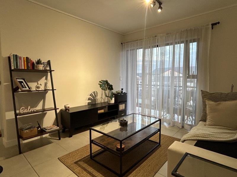 1 Bedroom Property for Sale in Sandown Western Cape